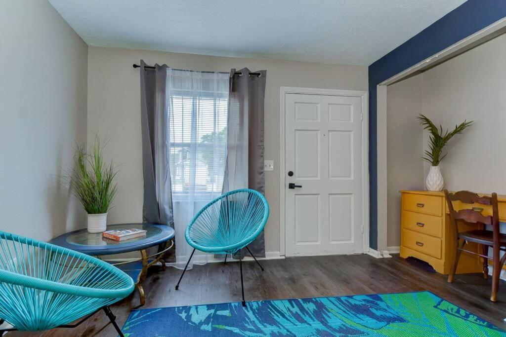 》Executive Apartment Near Armature Works-Room For Six, Full Kitchen《 Τάμπα Εξωτερικό φωτογραφία